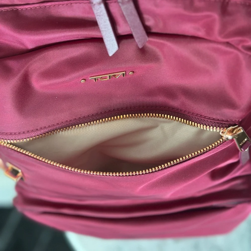 Tumi Voyageur Maroon Ladies Laptop Backpack with Gold Accents. Nylon and Leather - Picture 14 of 16
